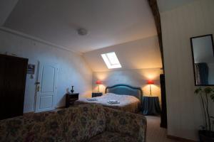B&B / Chambres d'hotes Chateau de la Fregeoliere : photos des chambres