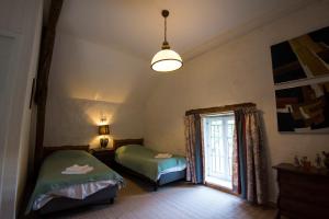 B&B / Chambres d'hotes Chateau de la Fregeoliere : photos des chambres