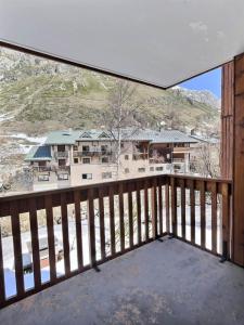 Résidence Hameaux De Val - Votre grand studio mezzanine avec garage couvert à 5 min des pistes MAE-1004