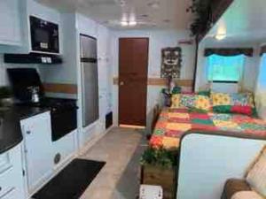 Brisas de Isabela Cozy Glamper 2