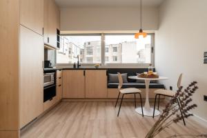 Elegant Suite - Aiolou Street