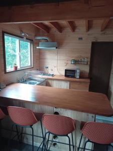 Cabaña en el bosque con opción tina caliente