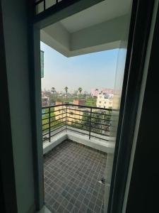 Fresh & Spacious 2BHK 401