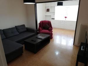 ArtHouse near the sea and the city center