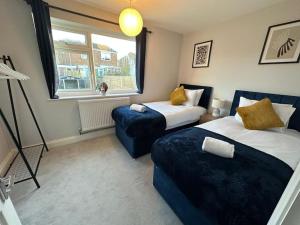 Indulgent Cozy 2 BR Home