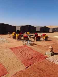 Royal luxury camp Mhamid