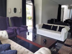 PILAR BARRIO PRIVADO con AMENITIES CASA 6 AMB CON PISCINA