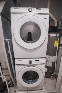 Modren 2 BR Min to New York City