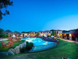 Sardinian-style apartment near beach img16