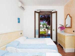 Two-room apartment in a complex img11