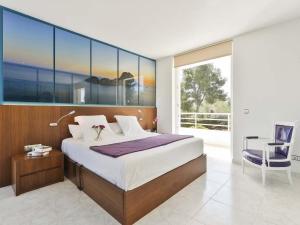 Villa in Ibiza with Pool near Cala Bassa Beach