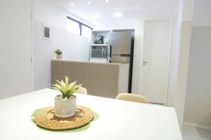 Flat Reformado, Bem Localizado e Perto do Mar