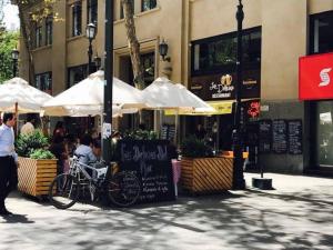 Explora mundos apartments