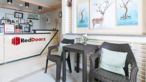 RedDoorz @ Bridgeway Hotel Tuguegarao City