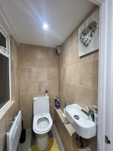 Private Rooms with shared living room in Kent with Parking - Ubytování bez kategorie ve městě Kent