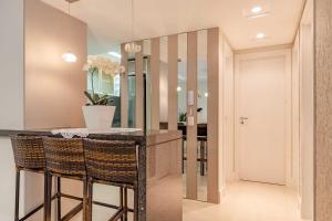 Apartamento de Luxo em Condo com Piscina e Jacuzzi - Boulevard Bombinhas