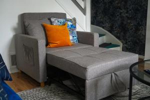 Milton Keynes Home - Sleeps 4 - Parking