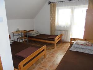 Triple Room with Private Bathroom room in Jasionka 2