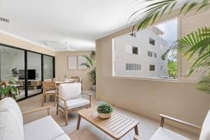 Coral Poolside - Resort Living by Cairns Esplanade