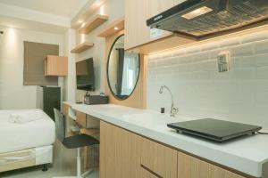 Well Appointed Studio Signature Park Grande Apartment By Travelio