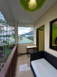 Kiarra Krisxia Lodge