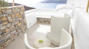 Honeymoon Suite