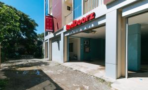 RedDoorz at Isabelita Hotel Tuguegarao City