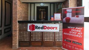 RedDoorz at Isabelita Hotel Tuguegarao City