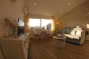 San Antonio Beach - Estudio en la playa de la Carihuela