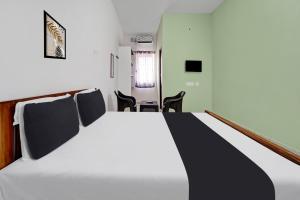 Hotel O by OYO RISHI RESIDENCY