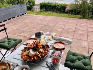 Appartement 3 pièces avec accès direct plage et WiFi - FR-1-487-377