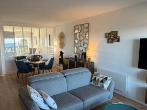 Appartement rénové 3 pièces, balcon vue mer, parking, internet, pour 4 pers. - FR-1-487-376