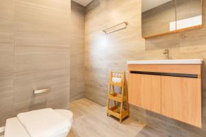 Hey Lanna - Chic 3-Bedroom Oasis with Pool!