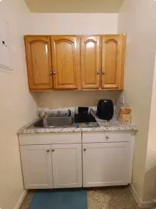 A Private Room In Yonkers - غرينتش