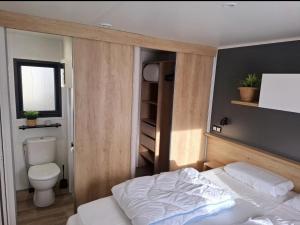 Ferienhaus Chalet Spaciosa Lauwersmeer