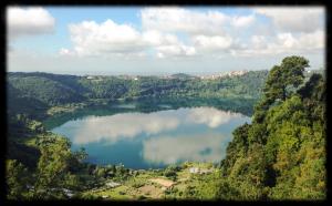 Panzi&oacute; Vistalago Guesthouse Nemi Olaszorsz&aacute;g