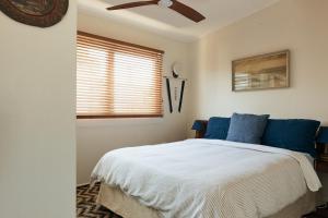 BAY PROPERTIES . The Sailors Upper Deck