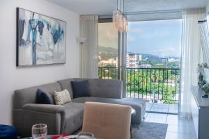 Condo 9, San Francisco Tower