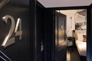 Hotels Hotel Gustave : Suite Familiale avec 2 Chambres Communicantes