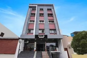 Super Hotel O Ajmer Central formerly Grand Suman - Srīnagar