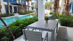 The Crest Santora Hua Hin - Family Room - Pool Access - Monthly Rent Only