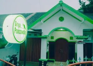 Griyaponcowolo Syariah Full Furnished Family Home in Central Jogja - Timuran