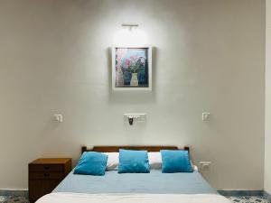 The Thota Mane by evaddo