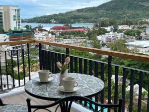 Seaview 2 BR Spacious Modern Duplex near Kamala beach