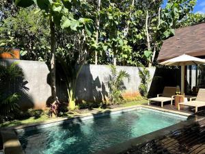 Beach Front LUX Villa