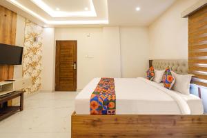 FabHotel Mayuri Residency I