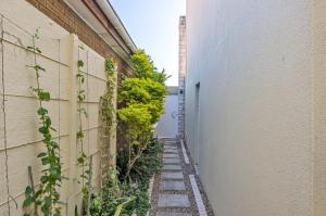 1 Bedroomed Serendipity Cottage West Beach, Cape Town