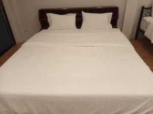 โรงแรมควีนส์ (Queen)