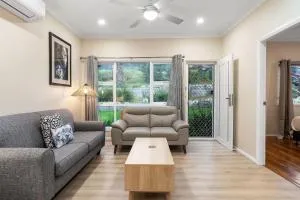 Classic Coastal Charm - Budgewoi