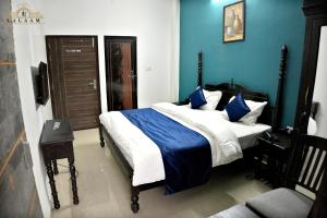 Hotel Lalaam Palace
